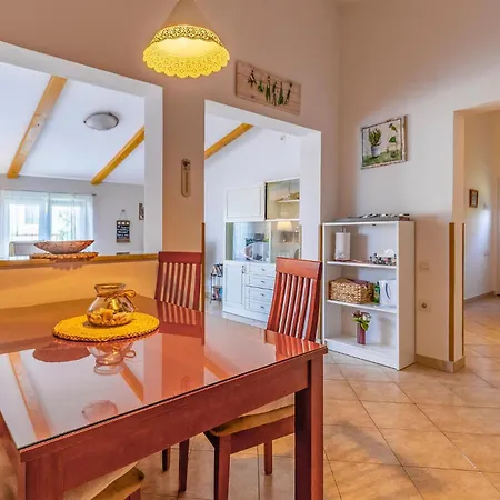 Holiday home 2 Bedroom Amazing In