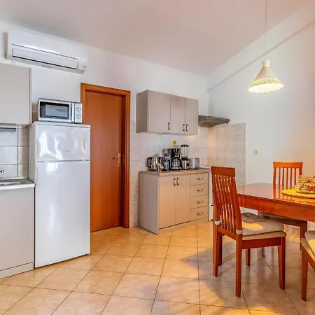 2 Bedroom Amazing In *